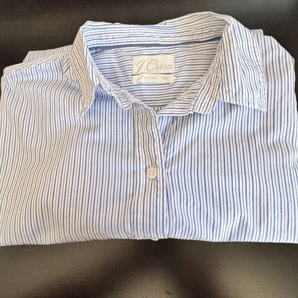 J.Crew Women’s Size 8 Relaxed Fit Striped Button Up Shirt 100% Cotton - Picture 1 of 9